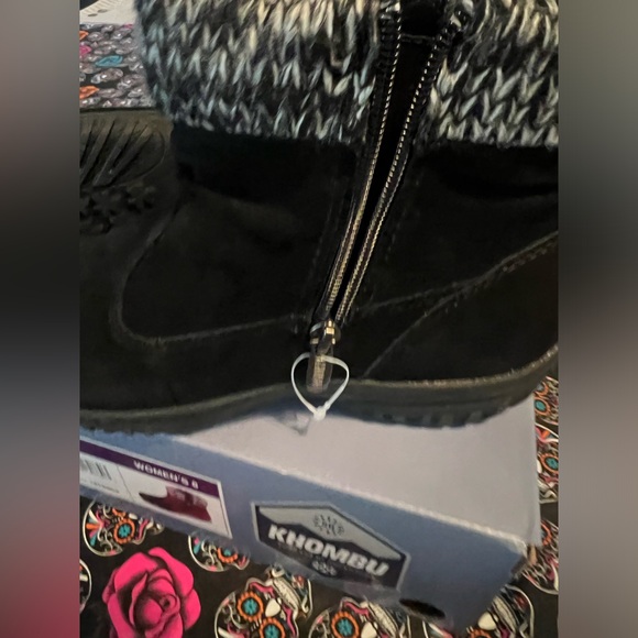 π Khombu Women's Laura All Weather Suede Leather Ankle Boots - Picture 7 of 17